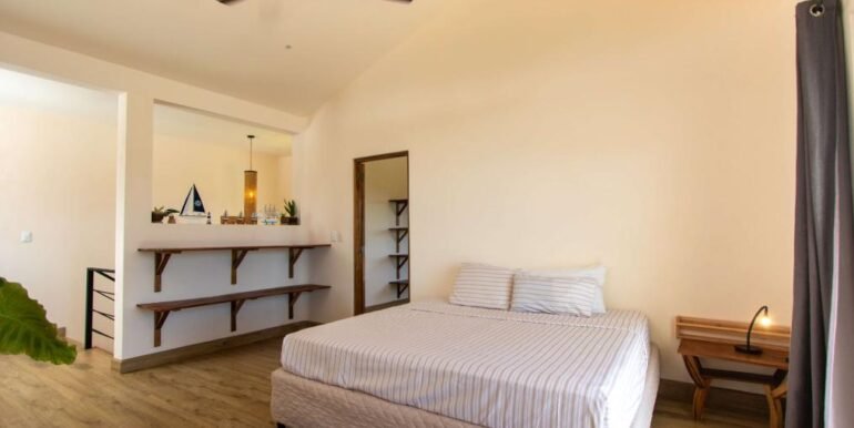 CEE65DFE-2A07-4DA4-B90D-FECD5EC2B5C2_19