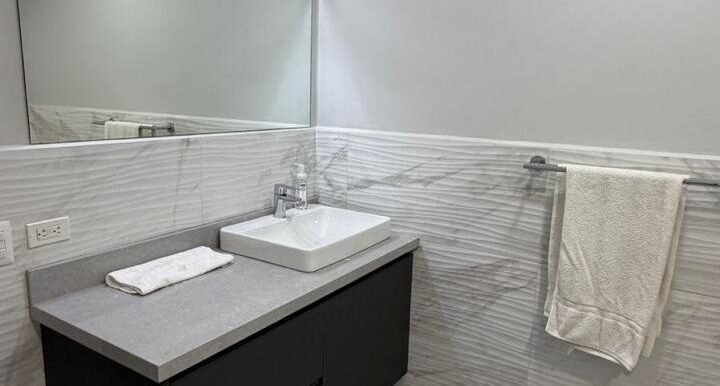 14 Triplex 1 shared full bath sink