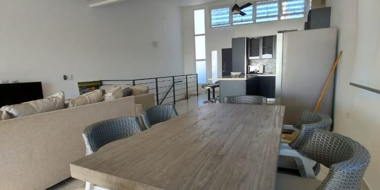 8 Triplex 1 Din table look E