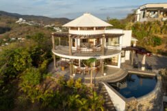 Casa El Faro An Elevated Oceanfront Living in Pacific Marlin